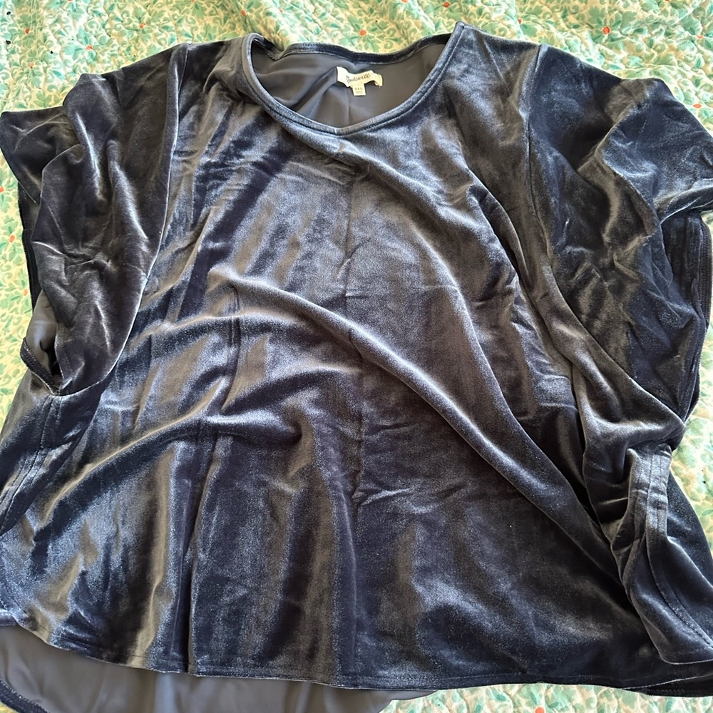 Madewell Cropped shirt -Size XXL -Velvet Blue
